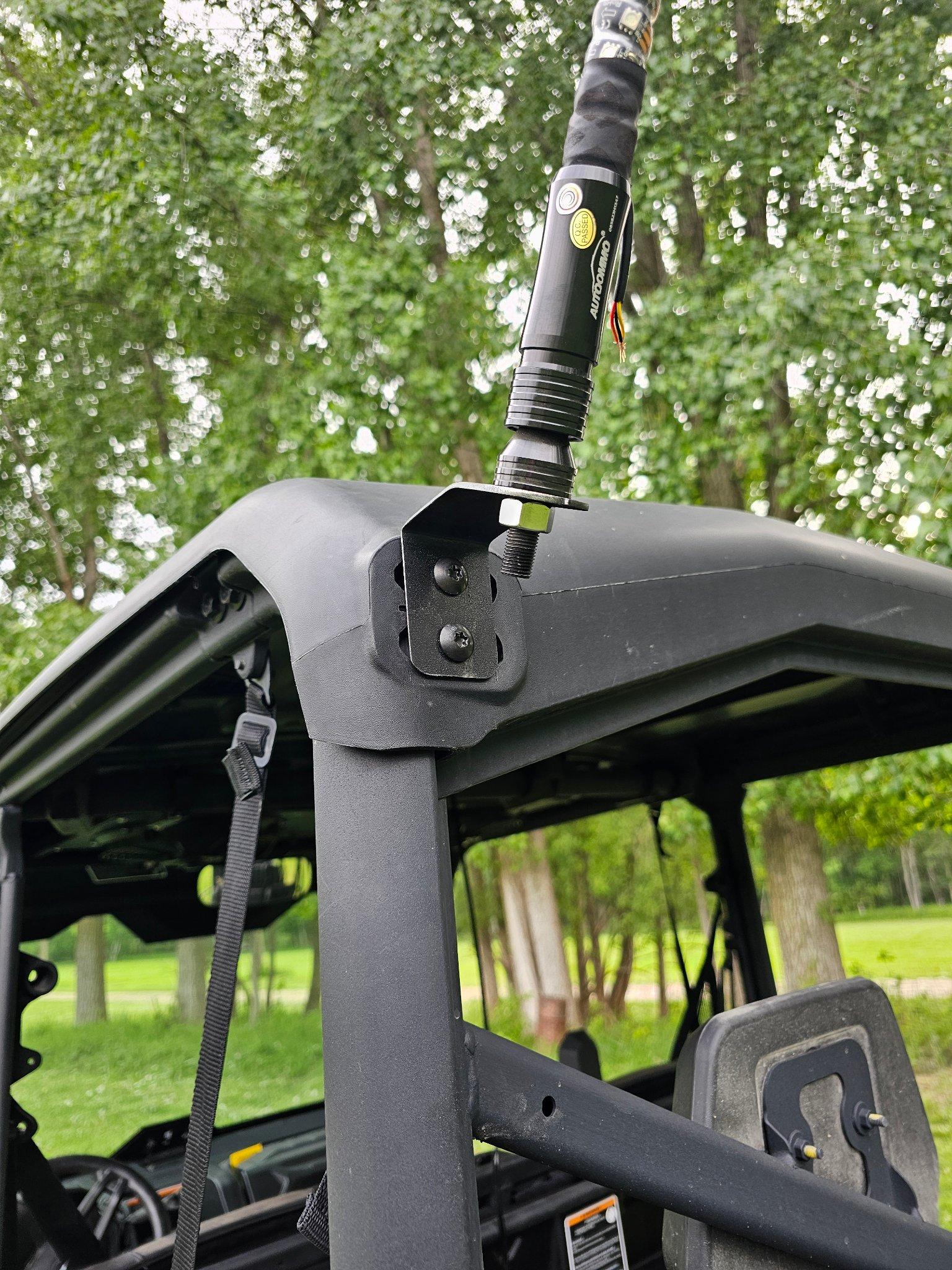 Defender rear whip mounts