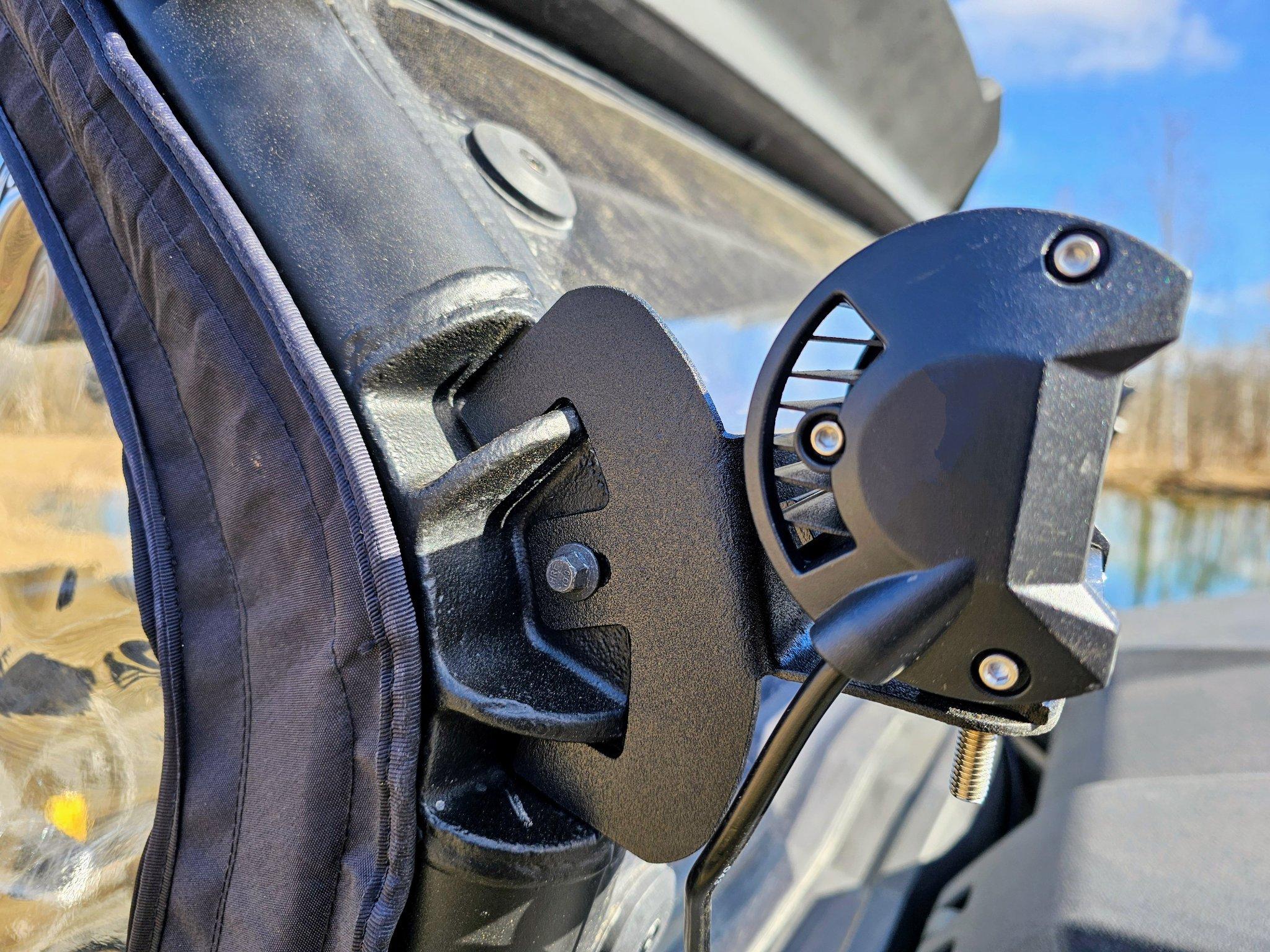 Z force 950 gen 2 Whip light mounts