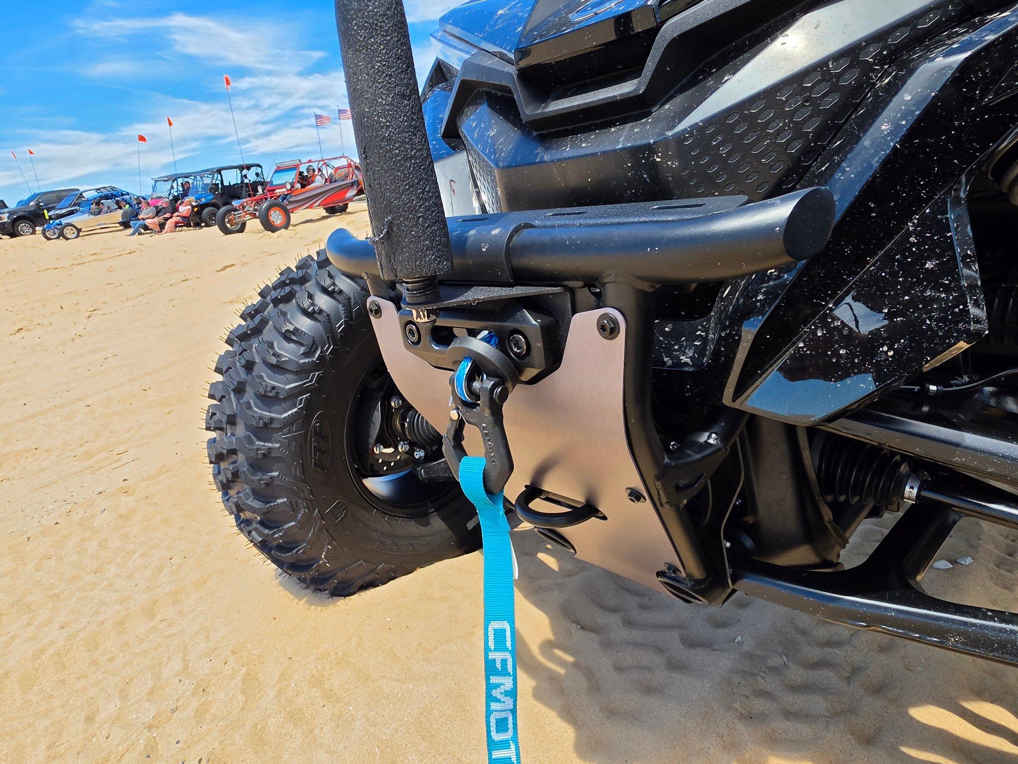 Z10 front flag mount